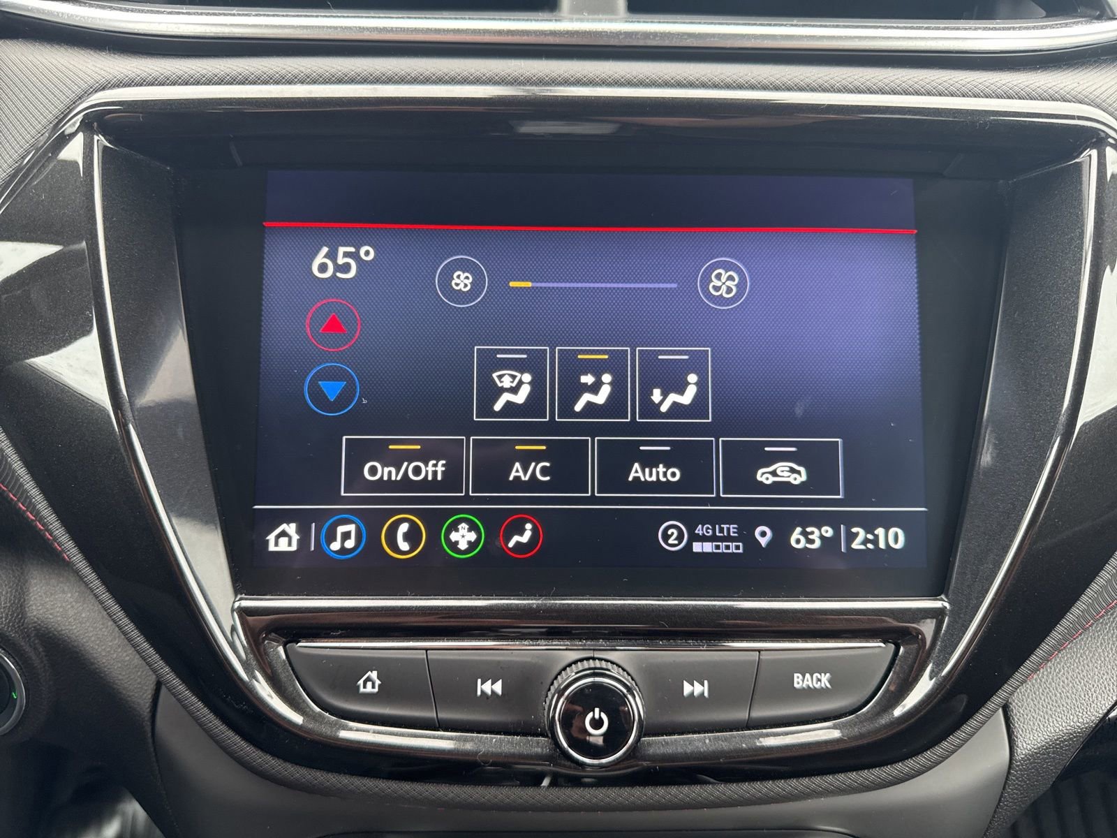 Used 2022 Chevrolet TrailBlazer RS w/ Technology Package image 22