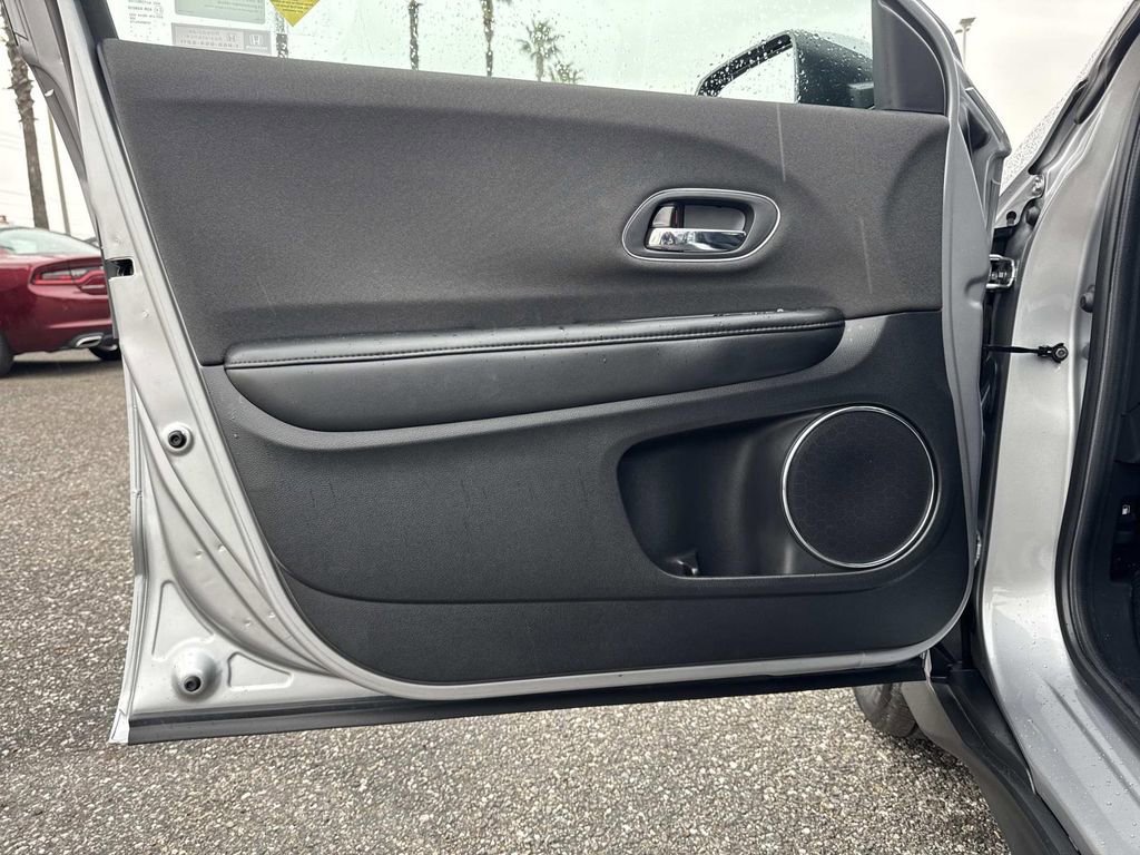 Used 2020 Honda HR-V EX image 17