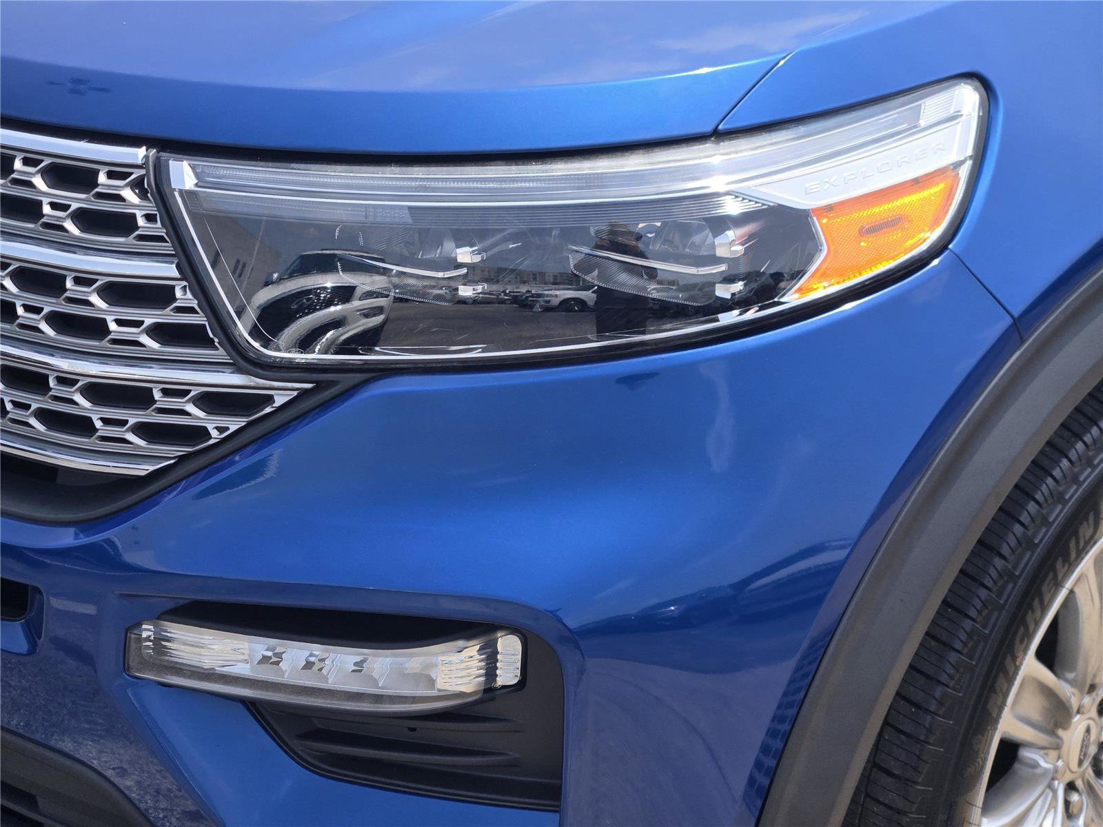 Certified 2020 Ford Explorer Limited w/ Hybrid Equipment Group 310A RWD image 10