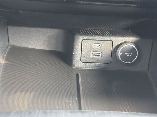 Certified 2021 Ford Escape SEL w/ SEL Stealth AWD Package image 30