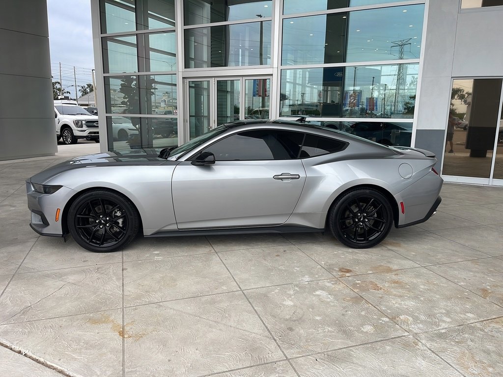 Certified 2024 Ford Mustang Coupe image 4