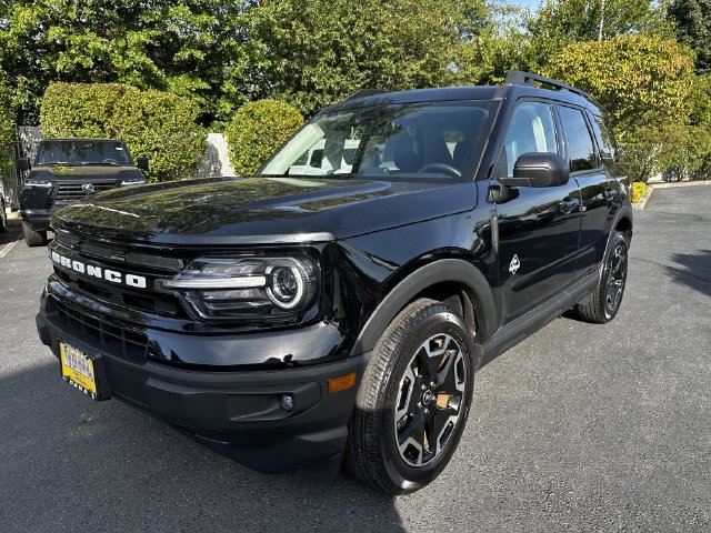 Certified 2023 Ford Bronco Sport Outer Banks w/ Tech Package AWD/4WD image 9