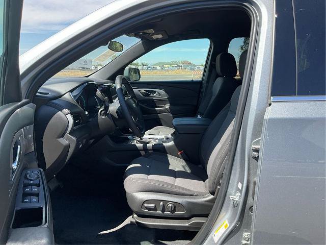Used 2023 Chevrolet Traverse LT FWD image 9