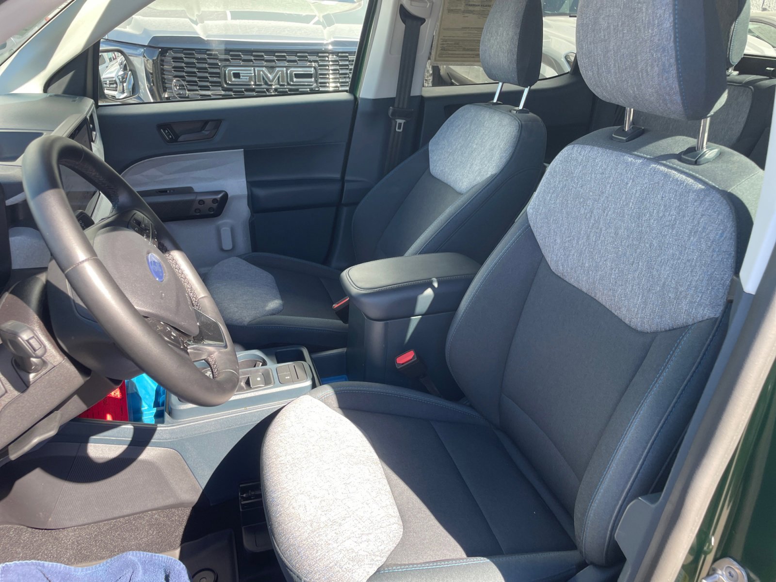 Certified 2025 Ford Maverick XLT w/ XLT Luxury Package image 12