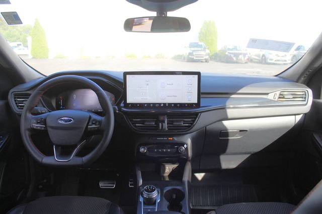 Certified 2024 Ford Escape ST-Line AWD/4WD image 7