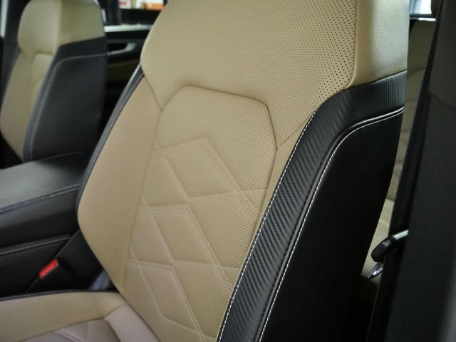 Used 2024 Volkswagen Atlas Cross Sport SE AWD/4WD image 17