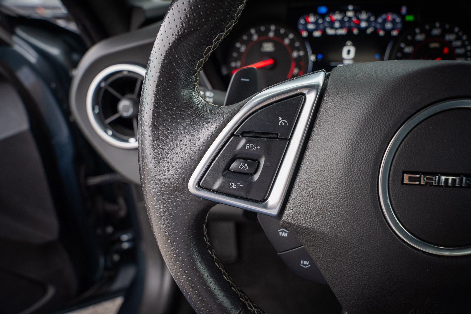 Used 2019 Chevrolet Camaro SS RWD image 45