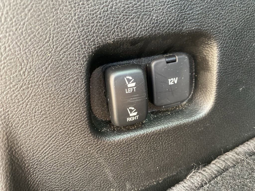 Certified 2023 Ford Edge Titanium AWD/4WD image 16