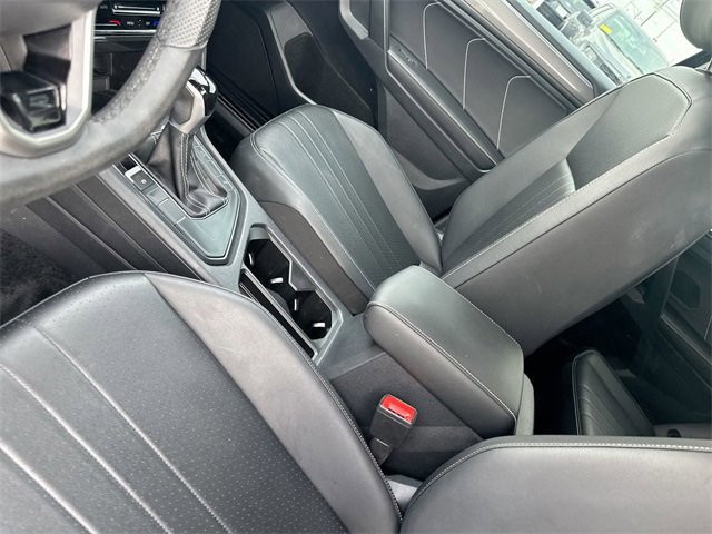 Used 2024 Volkswagen Tiguan SE R-Line w/ MDO Package, Three-Row image 27