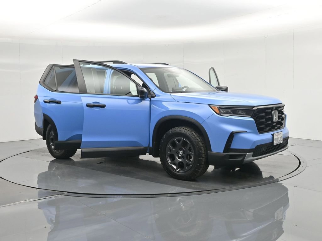 Used 2024 Honda Pilot TrailSport image 55