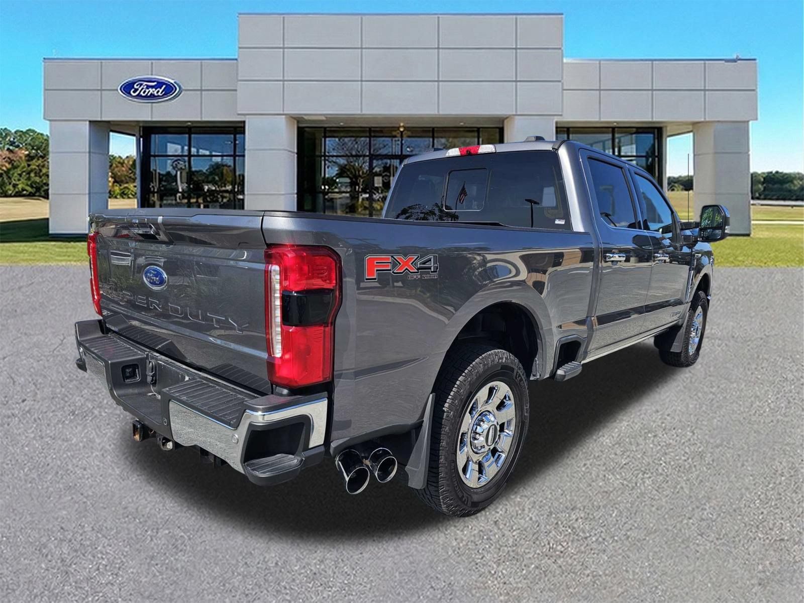 Certified 2024 Ford F250 Lariat w/ Lariat Ultimate Package AWD/4WD image 2