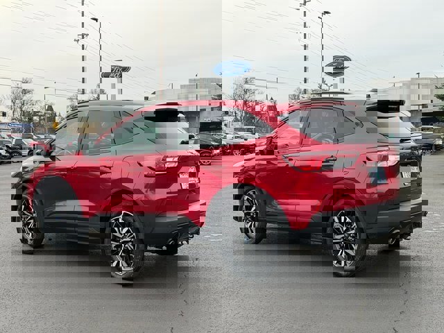 Certified 2022 Ford Escape SEL w/ SEL Stealth AWD Package image 5