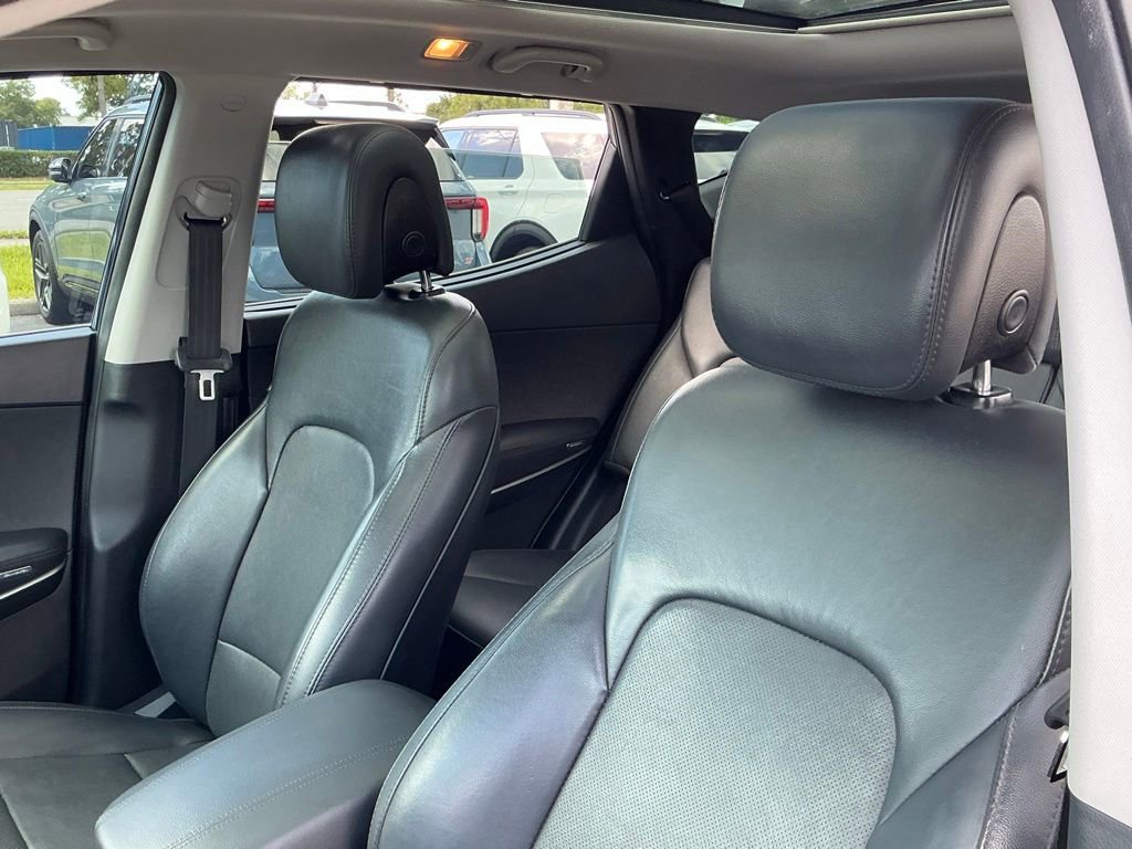 Used 2018 Hyundai Santa Fe Sport w/ 2.0T Ultimate Tech Package 05 FWD image 29