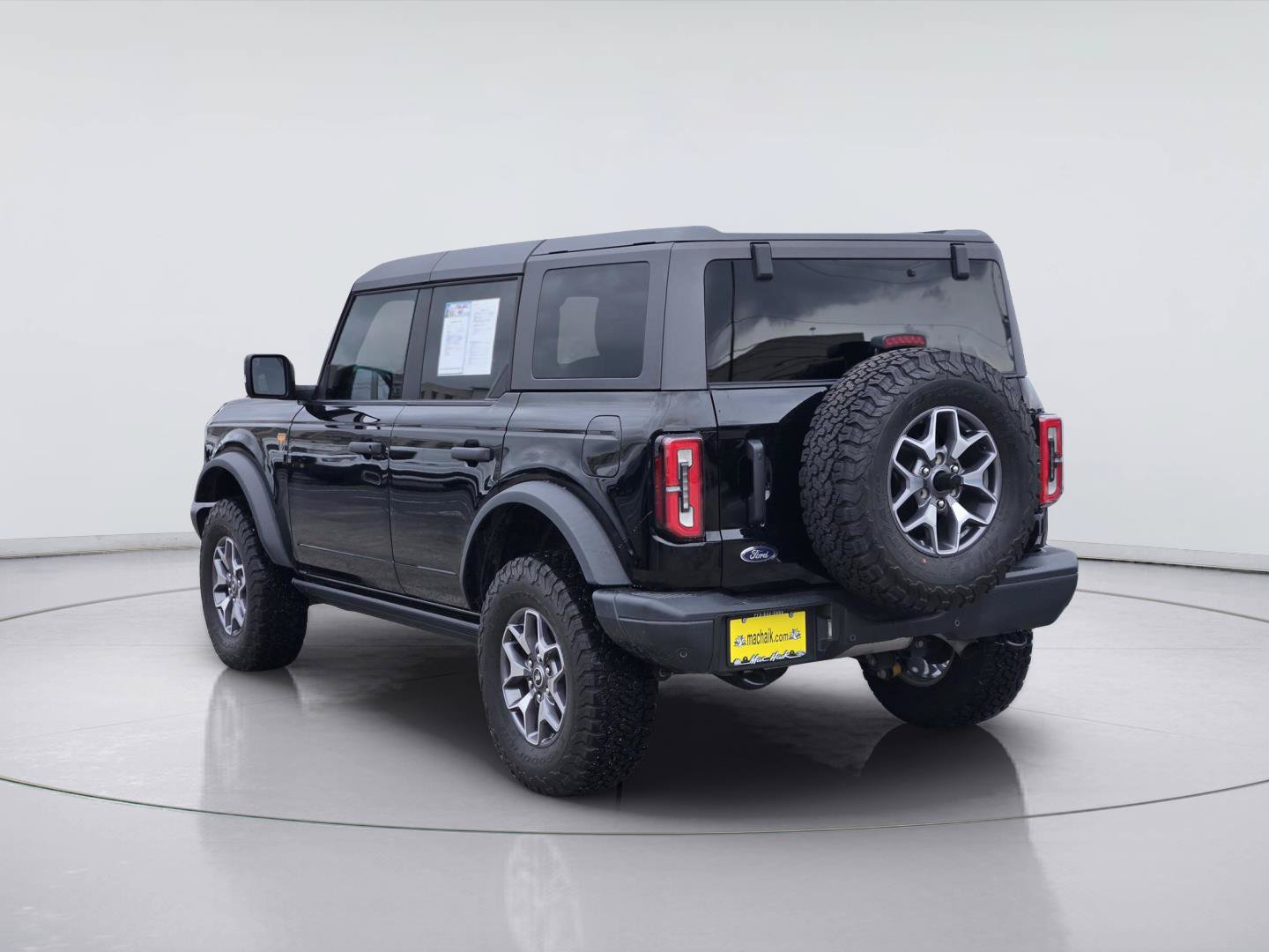 Certified 2023 Ford Bronco Badlands AWD/4WD image 7