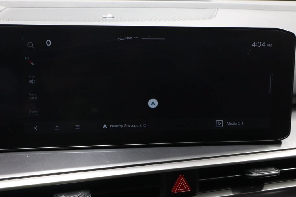 Used 2024 Kia Sorento S w/ Panoramic Sunroof Package FWD image 2