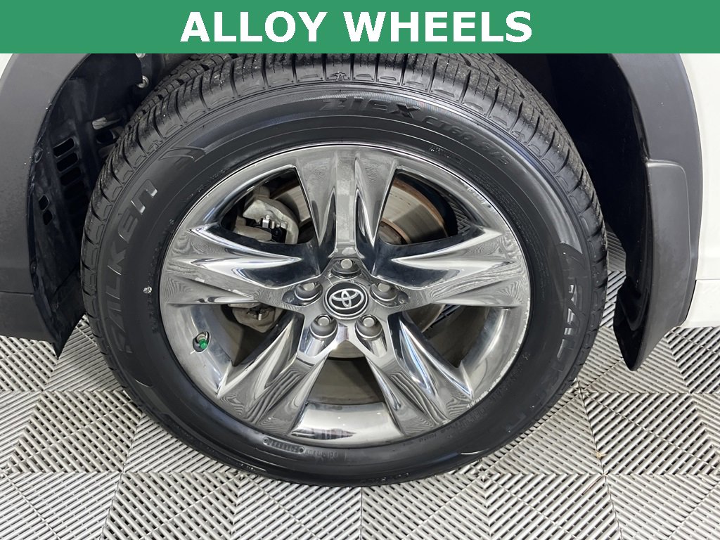 Used 2018 Toyota Highlander Limited image 8