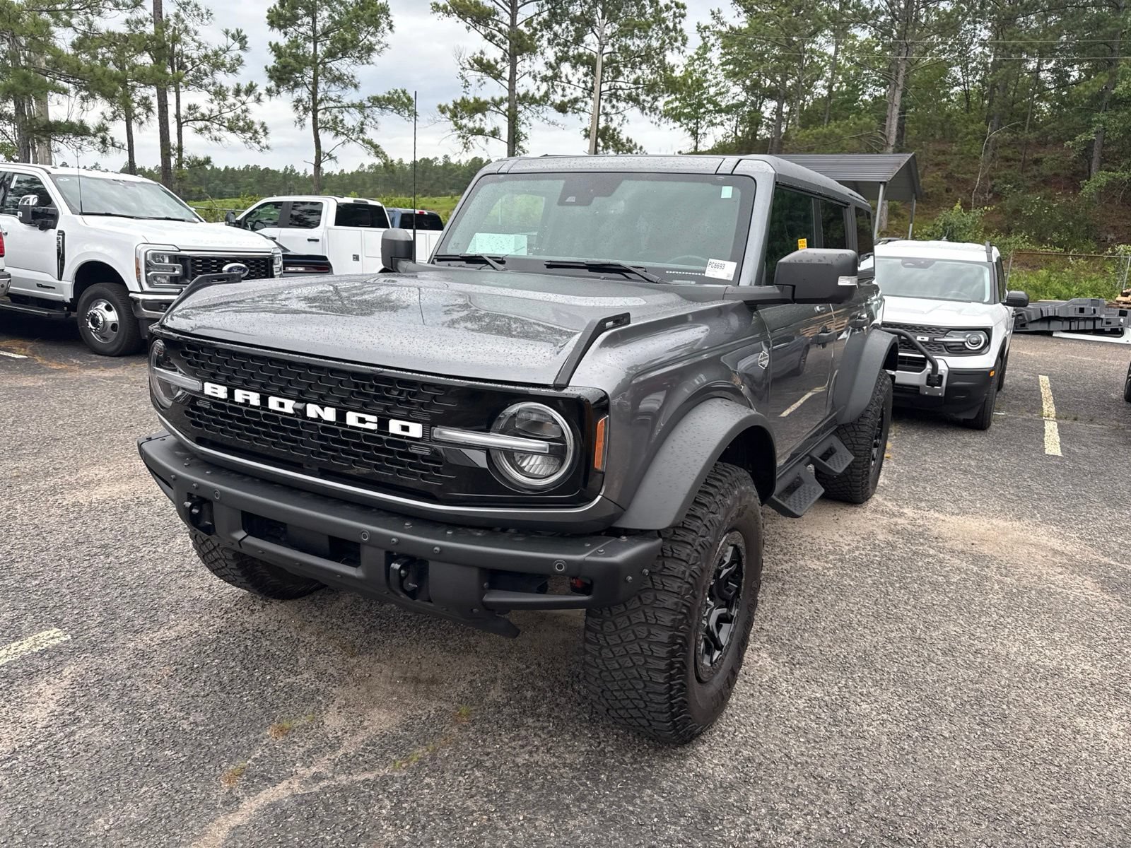 Certified 2023 Ford Bronco Wildtrak AWD/4WD image 3