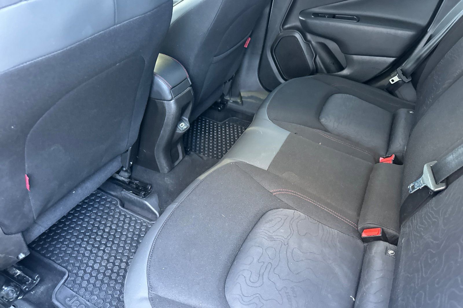 Used 2023 Jeep Renegade Trailhawk AWD/4WD image 11