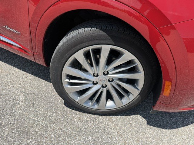 Used 2025 Buick Envision Avenir AWD/4WD image 40