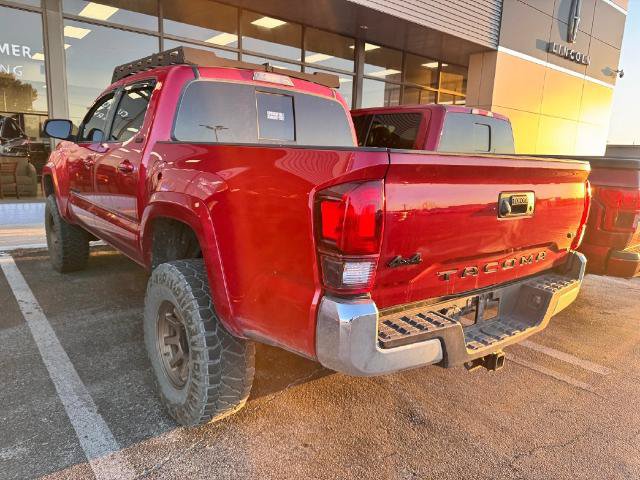 Used 2022 Toyota Tacoma SR5 AWD/4WD image 4
