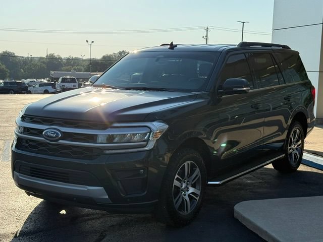 Certified 2022 Ford Expedition XLT RWD image 5