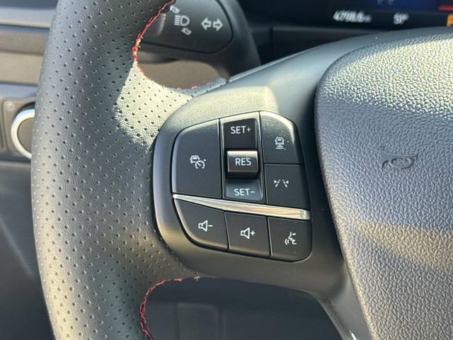 Certified 2025 Ford Escape ST-Line w/ Tech Pack #1 image 24