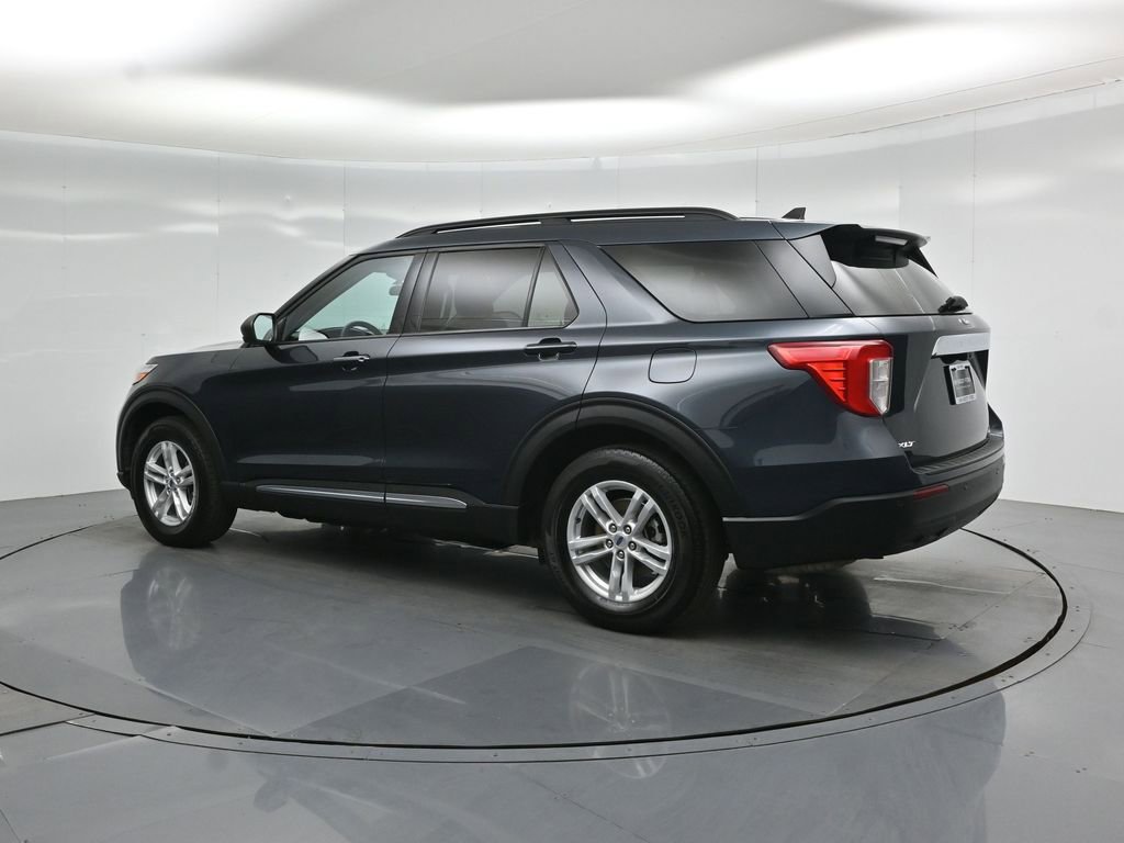 Certified 2023 Ford Explorer XLT RWD image 6