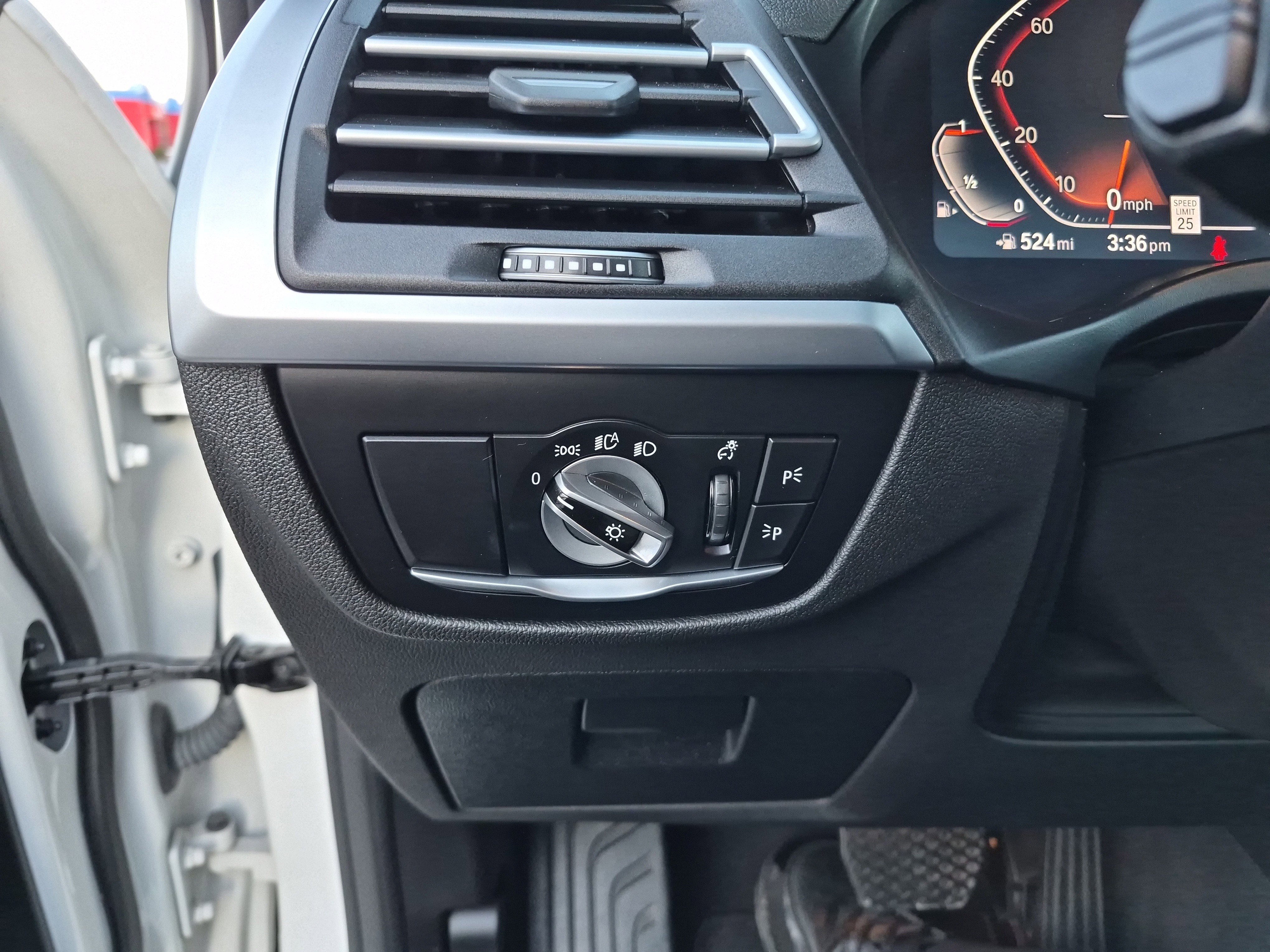 Used 2024 BMW X3 sDrive30i image 22