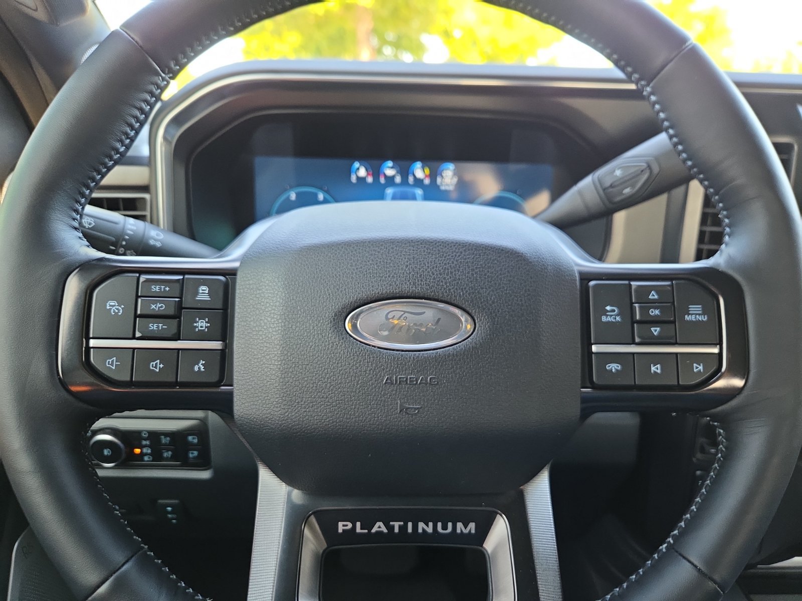 Certified 2026 Ford F250 Platinum w/ Tremor Off-Road Package AWD/4WD image 17