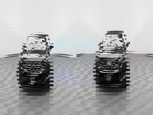 Certified 2024 Ford Edge Titanium image 35