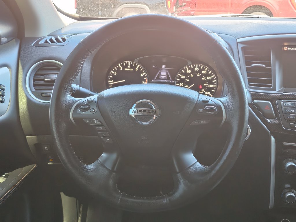 Used 2019 Nissan Pathfinder SL w/ Rock Creek Edition FWD image 6
