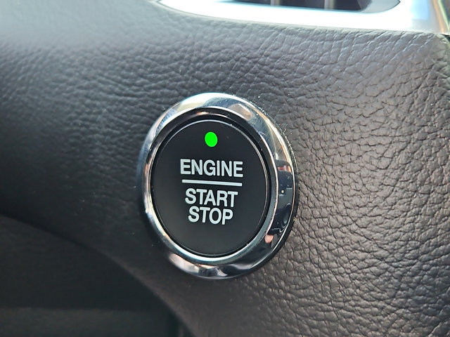 Certified 2022 Ford Edge Titanium AWD/4WD image 30