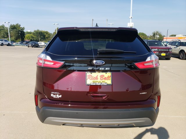 Certified 2023 Ford Edge SEL w/ Convenience Package AWD/4WD image 6
