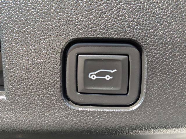Used 2024 Chevrolet Traverse Z71 w/ Enhanced Driving Package AWD/4WD image 14