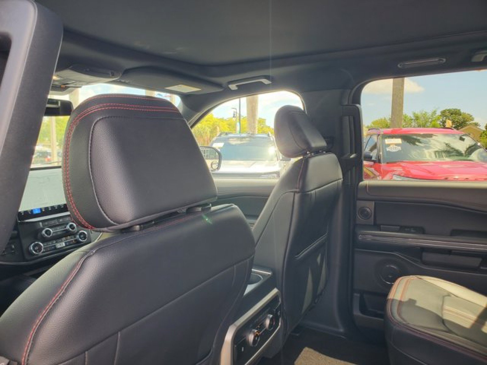 Certified 2023 Ford Expedition Limited RWD image 30