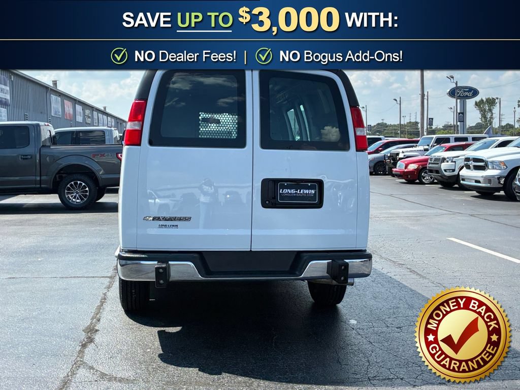 Used 2024 Chevrolet Express 2500 w/ Driver Convenience Package RWD image 5