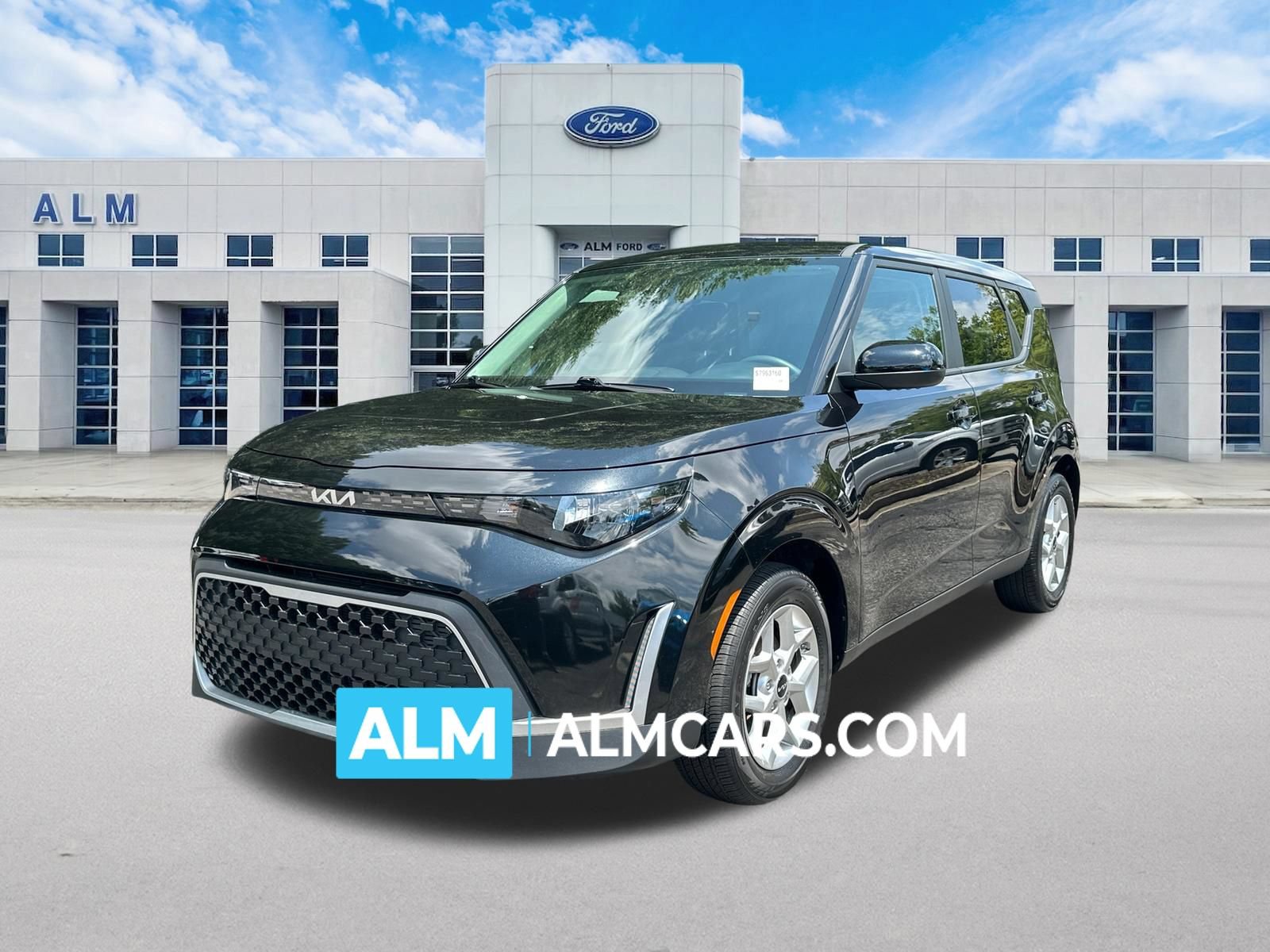 Used 2025 Kia Soul LX w/ LX Technology Package