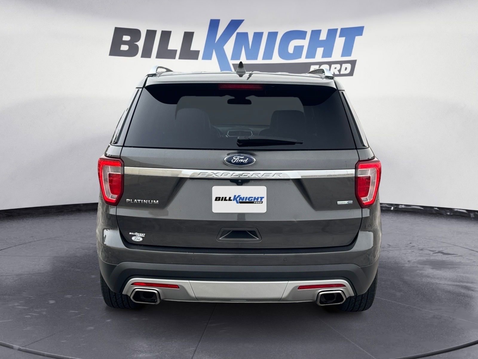 Certified 2017 Ford Explorer Platinum image 4