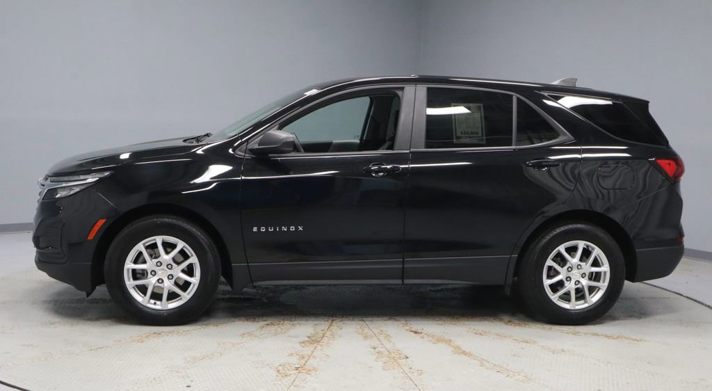 Used 2024 Chevrolet Equinox LS w/ LS Convenience Package FWD image 7