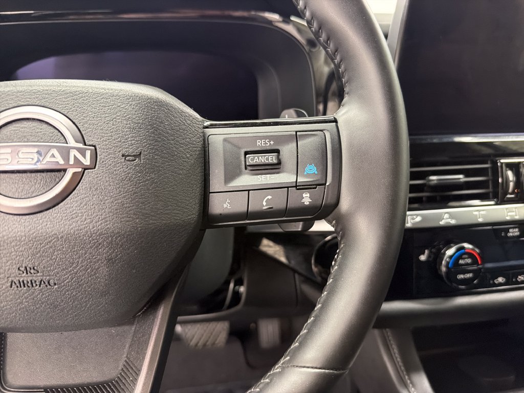 Used 2026 Nissan Pathfinder SL FWD image 21