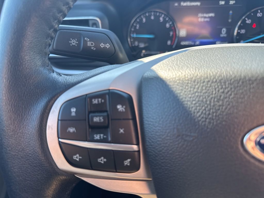 Certified 2022 Ford Explorer XLT w/ Equipment Group 202A image 21