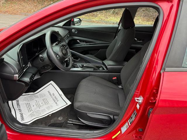 Used 2021 Hyundai Elantra SE w/ Cargo Package FWD image 22