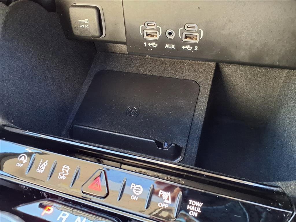 Used 2024 Jeep Wagoneer Series II w/ Premium Group I image 14