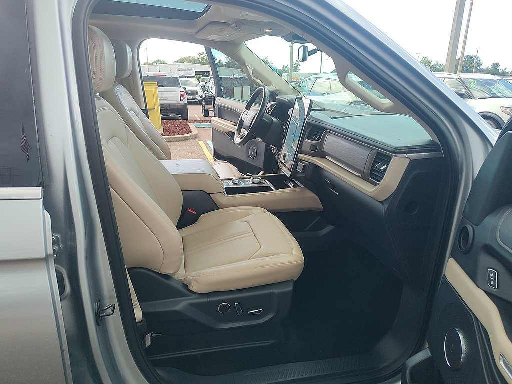 Certified 2022 Ford Expedition Limited AWD/4WD image 24