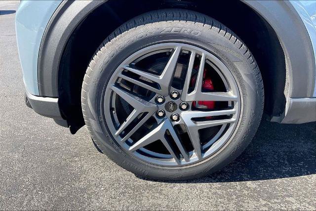 Certified 2025 Ford Explorer ST-Line w/ Premium Package AWD/4WD image 9