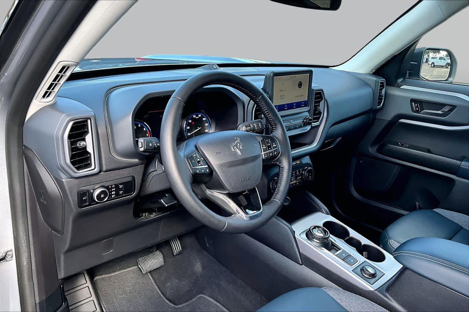 Certified 2023 Ford Bronco Sport Outer Banks w/ Tech Package AWD/4WD image 18