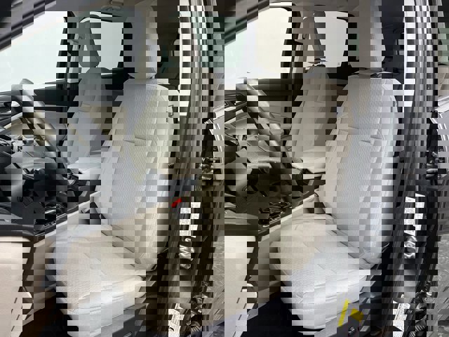 Certified 2019 Ford Escape SE image 18