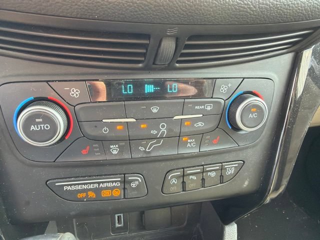 Certified 2019 Ford Escape Titanium FWD image 9