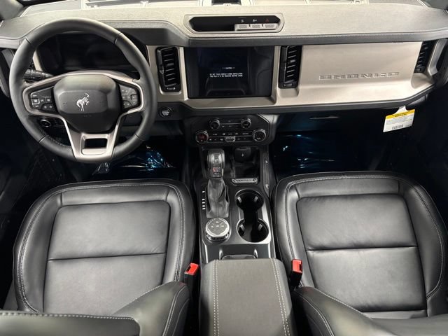 Certified 2026 Ford Bronco Outer Banks AWD/4WD image 2