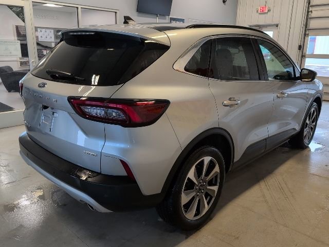 Certified 2023 Ford Escape Platinum image 5